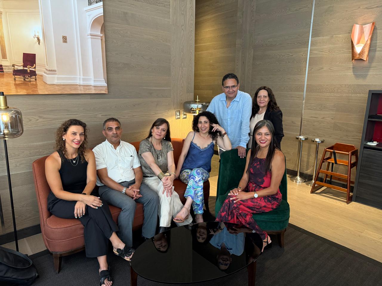 Equipo Asociados Consultores 2026